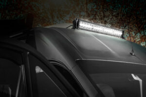 Pluton Total White, barra a Led 2 funzioni - 10/30V - 559x81 mm - immagine 5