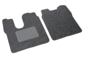 Set tappeti su misura in moquette - compatibile per  Man TGL (05/05>10/21) cab. C -  Man TGM (10/05>10/21) cab. C -  Man TGS (09/07>10/21) cab. L/XL -  Man TGL (11/21>) cab. C -  Man TGM (11/21>) cab. C -  Man TGS (11/21>) cab. L/XL