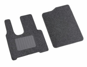 Set tappeti su misura in moquette - compatibile per  Mercedes Actros MP4 (09/11>09/19) no tunnel, sedile pass. pneumatico -  Mercedes Actros MP4 (09/11>09/19) no tunnel, sedile pass. pieghevole -  Mercedes Antos (09/12>) no tunnel -  Mercedes Actros MP5 (10/19>) no tunnel, sedile pass. pneumatico -  Mercedes Actros MP5 (10/19>) no tunnel, sedile pass. pieghevole