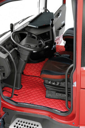 Coppia tappeti in Skeentex - Rosso - compatibile per Volvo FH Serie 5 (06/21>) automatico, manuale - Volvo FH Serie 4 (09/12>05/21) automatico, manuale - immagine 3