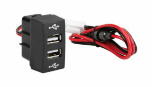 Original-Fit, doppia presa USB, 12/24V, compatibile con Mercedes