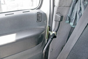 Serrature interne aggiuntive per cabina camion - compatibile per Daf 95XF (01/97>09/03)  - Daf XF 105 (02/04>12/14)  - Daf XF 106 (10/12>05/21)  - Daf XF 95 (11/01>12/07) - immagine 2