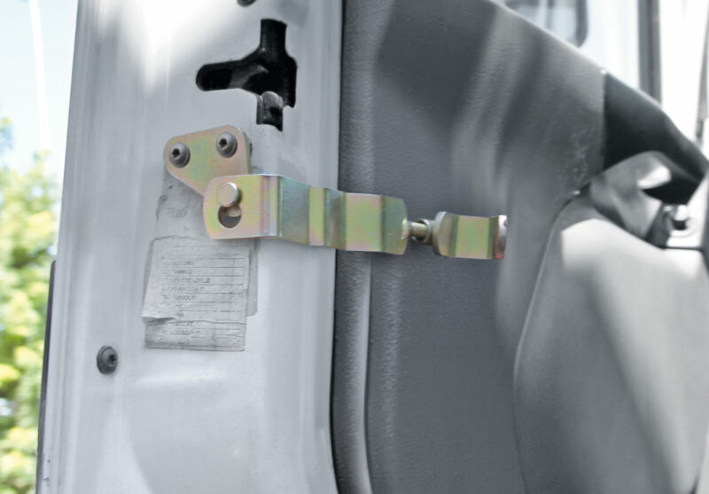Serrature interne aggiuntive per cabina camion - compatibile per Renault Premium 1 (02/96>04/06) - Renault Premium 2 (09/05>12/13) - immagine 3