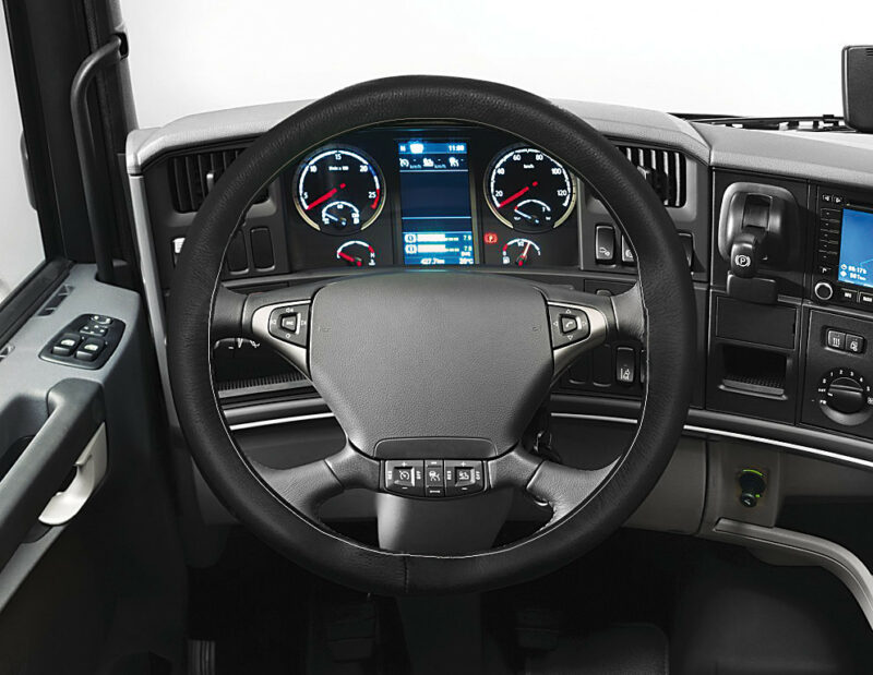 Premium Truck, coprivolante in pelle - M - Ø 44/46 cm - Nero - immagine 2